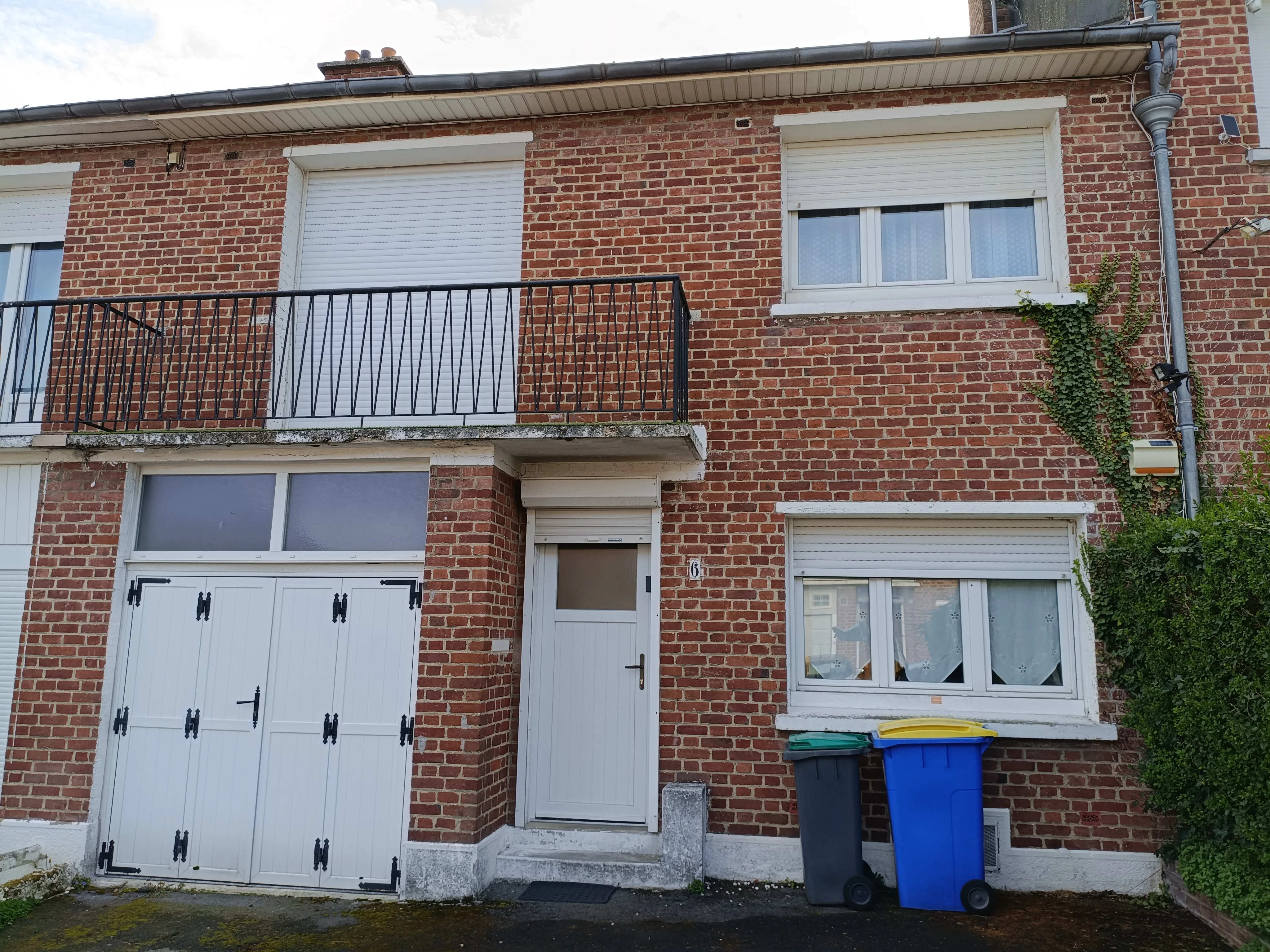 Maison de ville en brique rouge à Arras — diagnostic immobilier obligatoire avant vente
